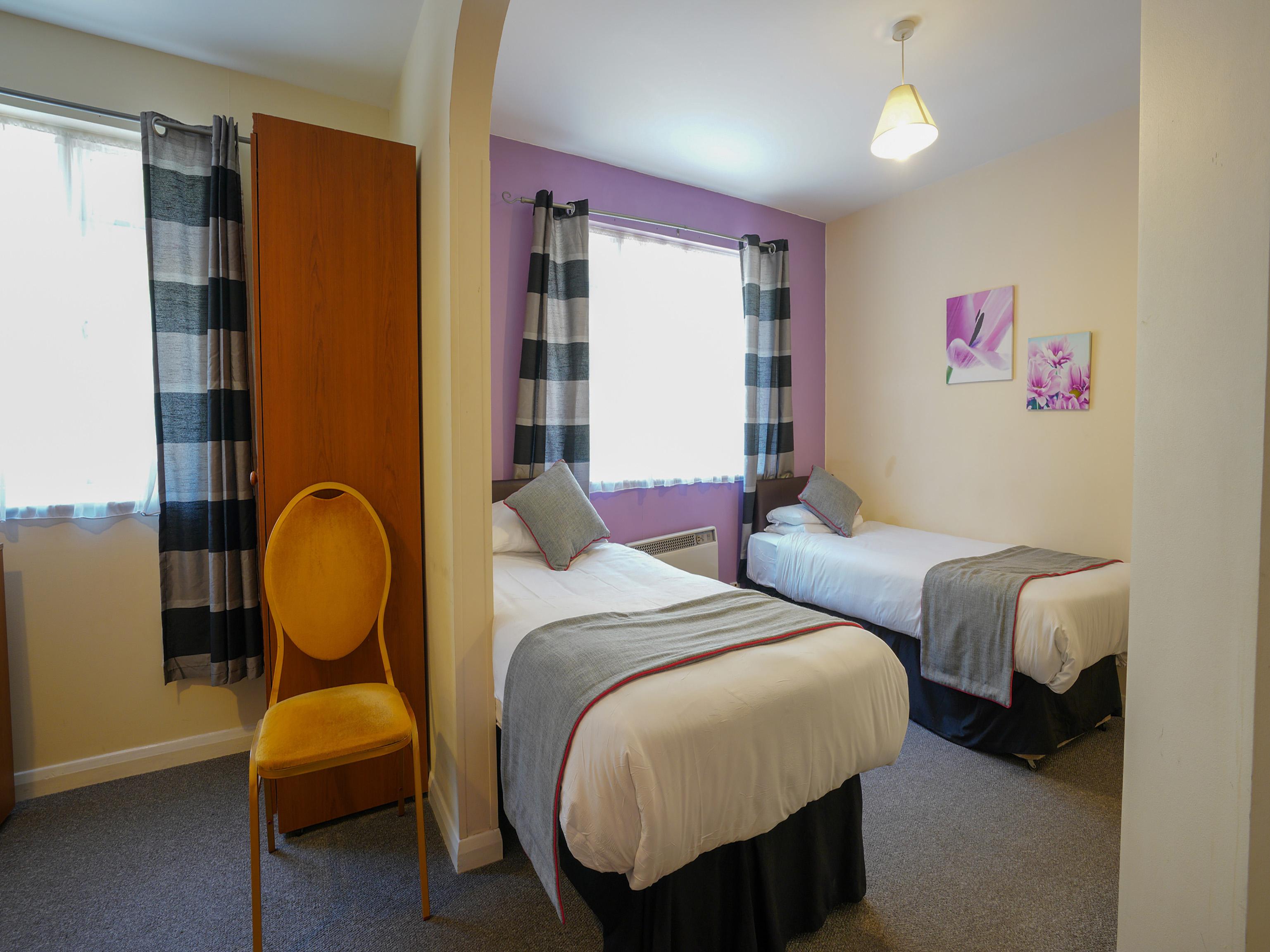 Oyo Shanklin Beach Hotel מראה חיצוני תמונה